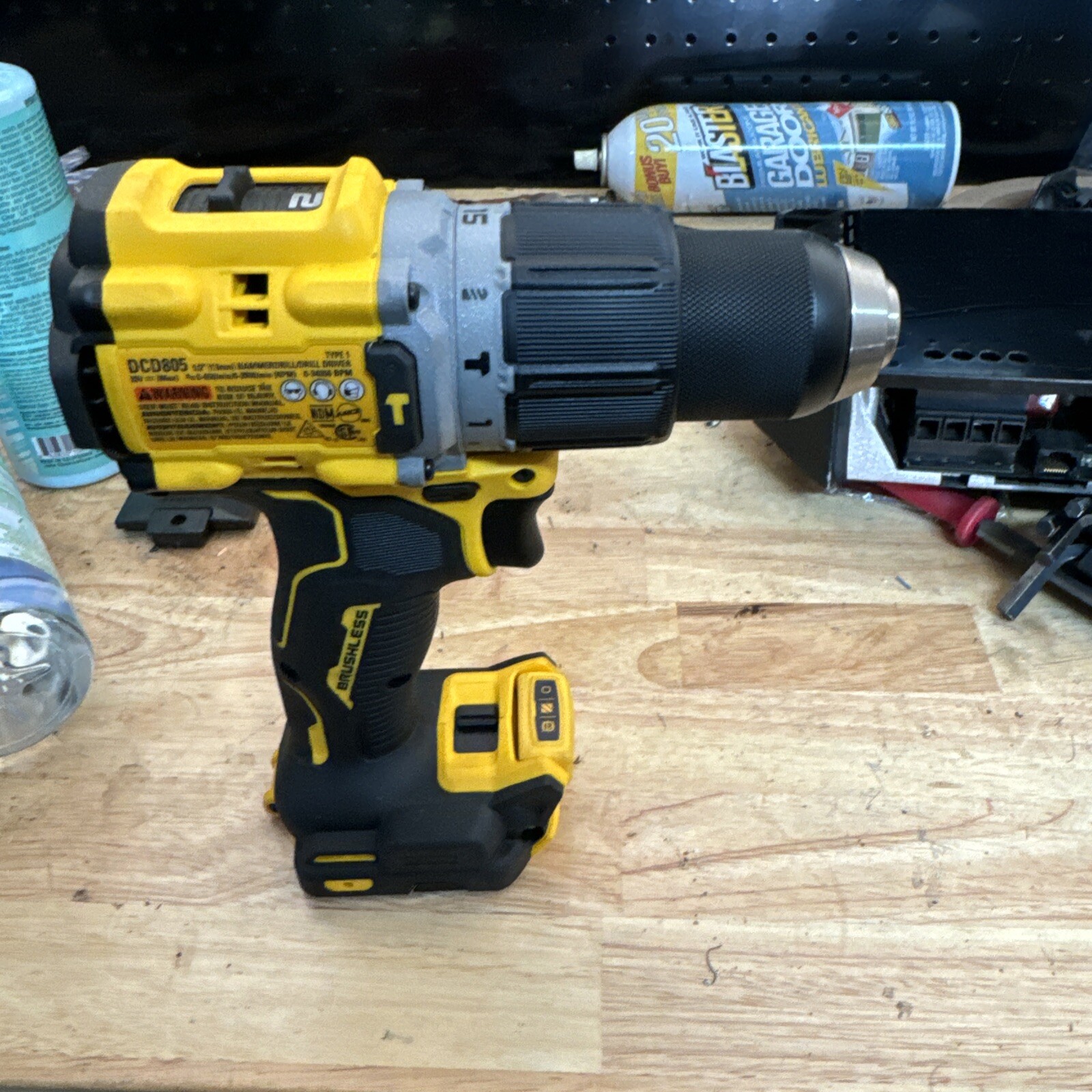 DEWALT DCD805 20V Max XR Brushless Cordless 1/2 in. Hammer Drill/Driver