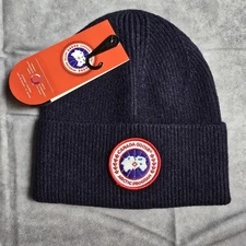 Men’s designer Canada Goose Beanie Navy Blue 