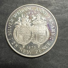 1972 Gibraltar 25 New Pence Silver Coin Excellent Condition 15,000 Mintage RARE