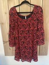 Voll Red & Black Raised Floral Lace 3/4 Bell Sleeve Dress Size L NWOT