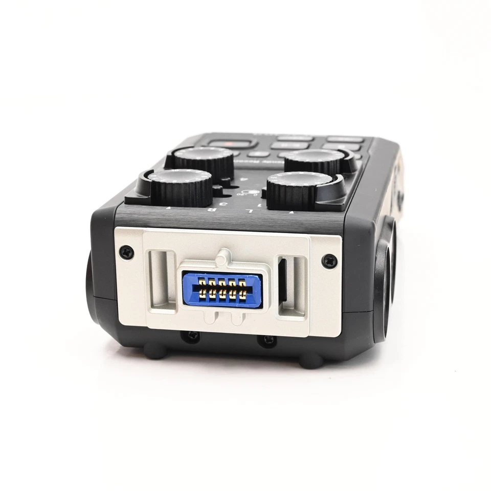 Zoom H6 Handy Recorder with Interchangeable Microphone System #517 - Image 4 of 4