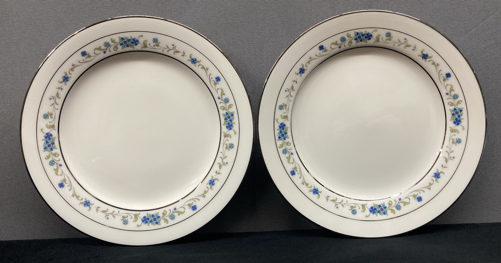 Noritake Norma 7016 China Ivory Floral Salad Plates 8.25” Set of 2
