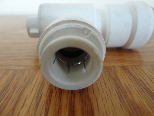 Lot of 3 Watts Push Fit 1/2" CTS X 3/8" CTS ANGLE VALVE Quick Connect PEX P-678 - Picture 7 of 8