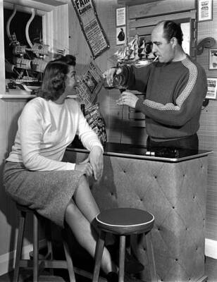 Comedian Alfred Marks is pictured with his wife 1950s Old Photo 1