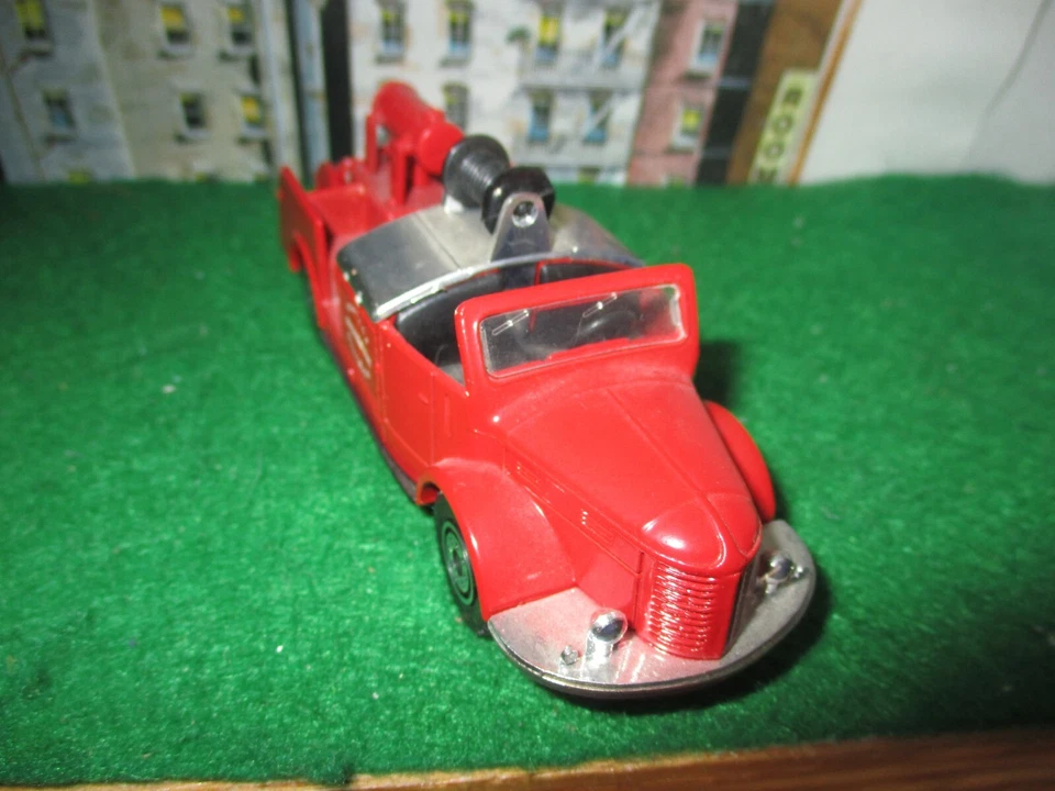 Camión de bomberos vintage Solido diecast Hotchkiss H.6G54 ~ EXCELENTE Foto 2 de 4