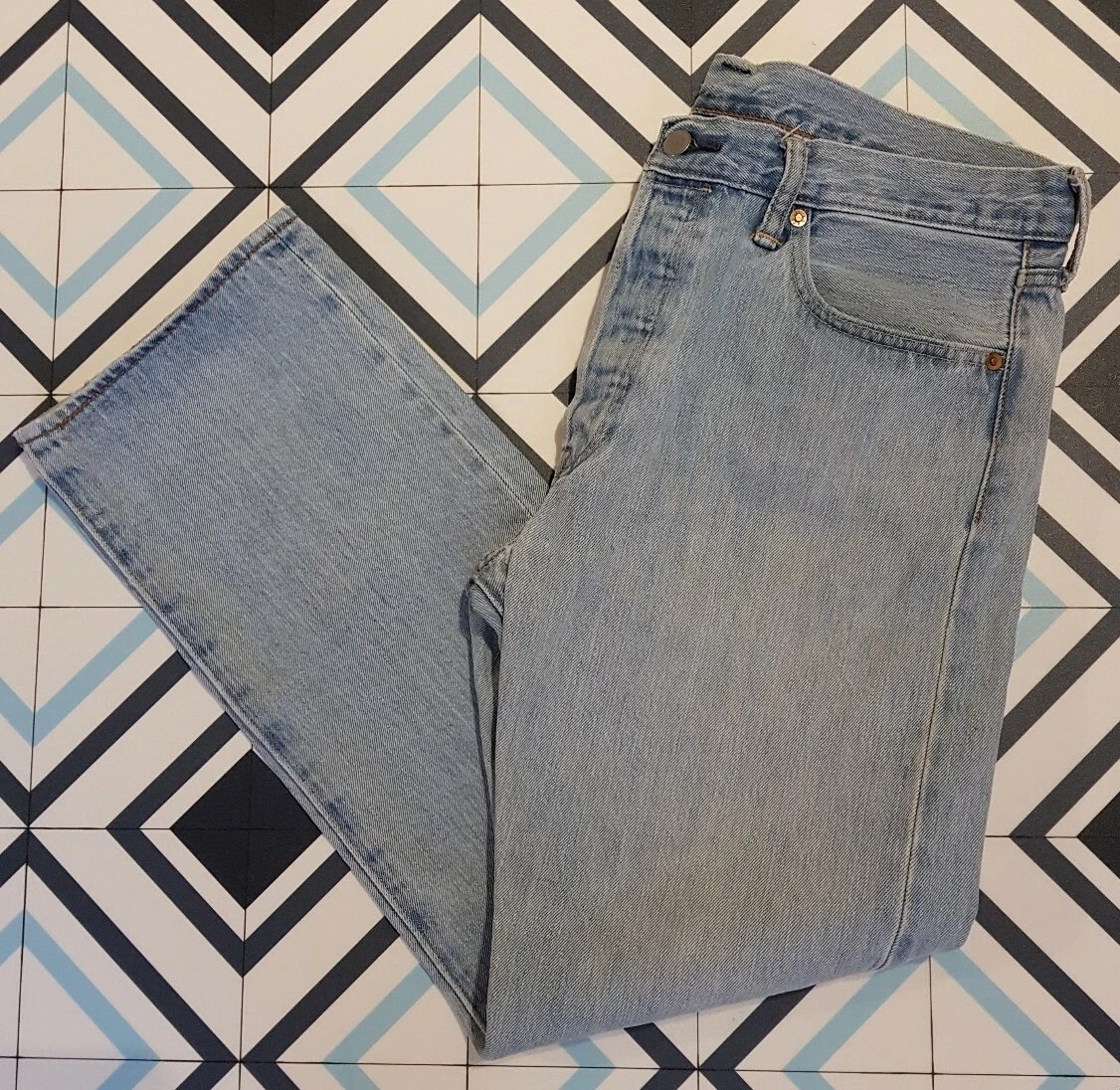 Levi 501 00501 0113 Light Broken In Original Fit Jeans W34 L30