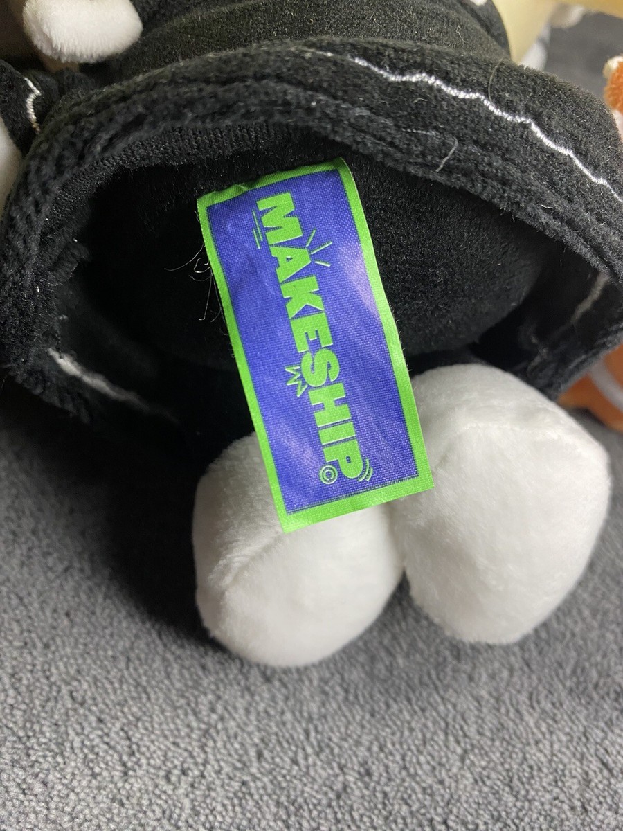 Makeship Izzzyzzz plush Izzy GITD YT ONLY 400 EXTREMELY RARE