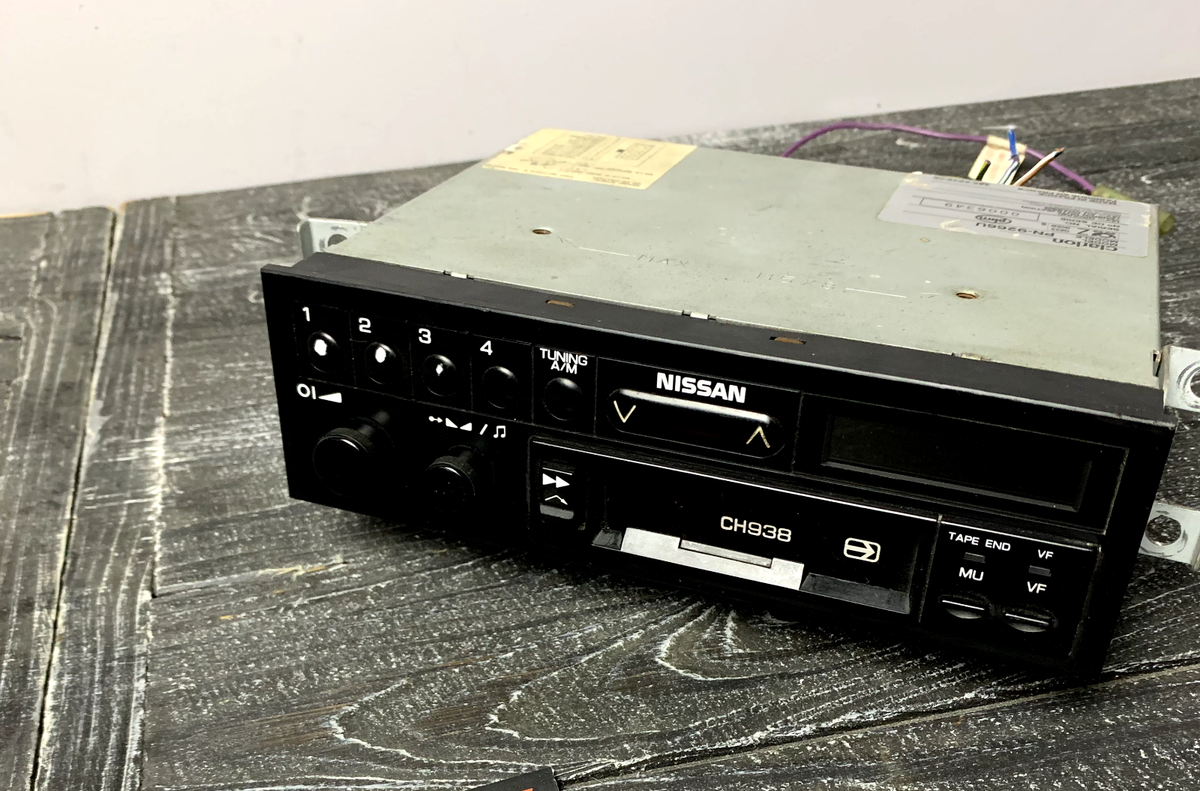 OEM Nissan 200SX 180SX 240SX Silvia S13 FM AM Radio Casette Player
