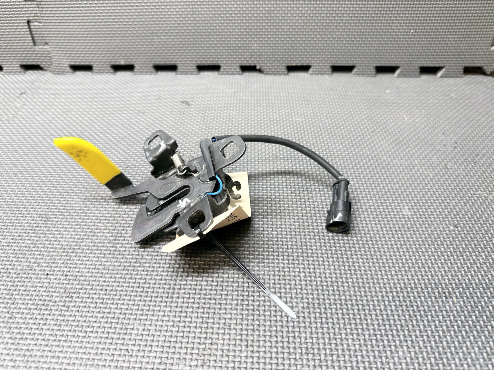 ⭐️2014-2019 Maserati Quattroporte Front Hood Bonnet Lid Lock Latch Assembly OEM