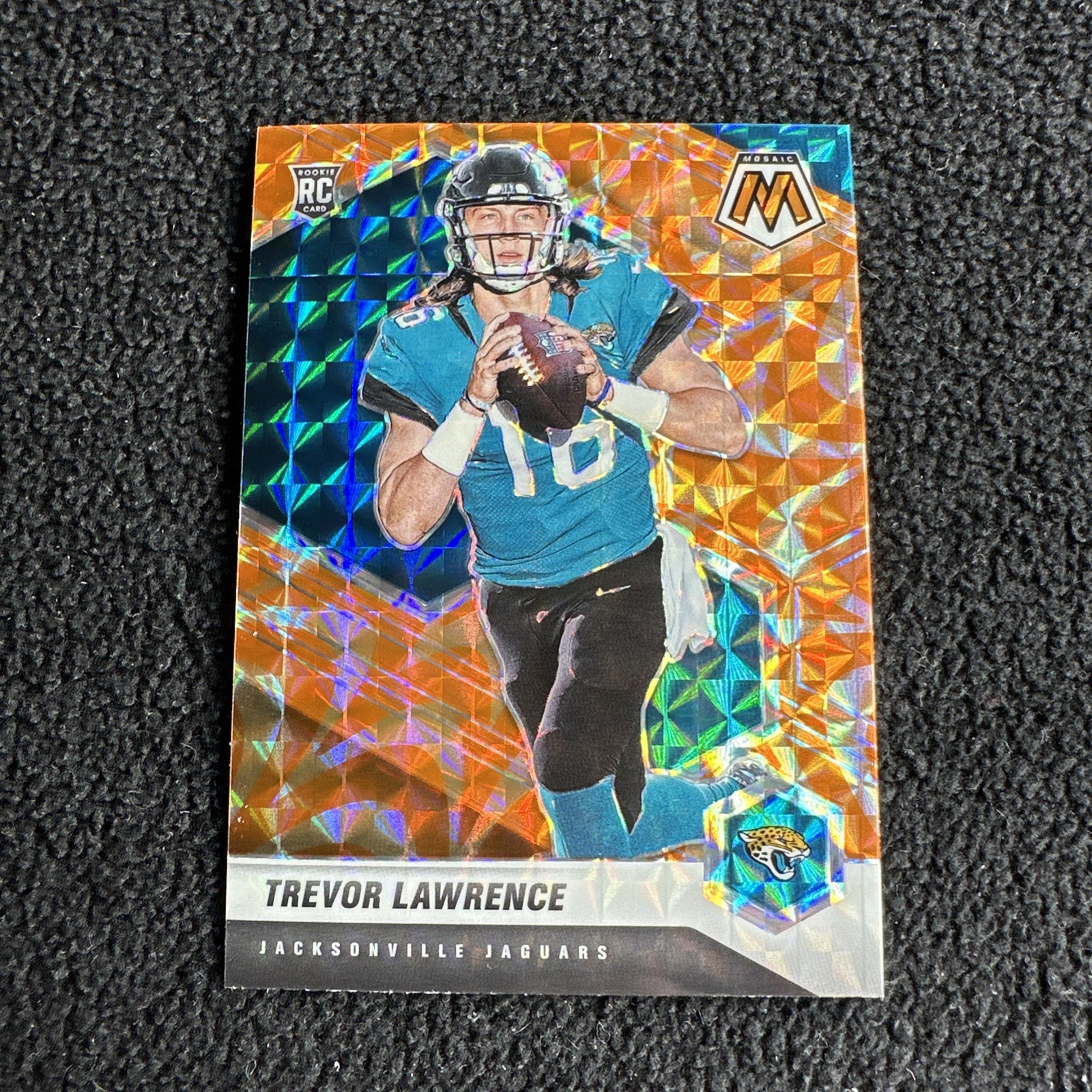 2021 Panini Mosaic Reactive Orange Prizm #301 Trevor Lawrence RC Jaguars