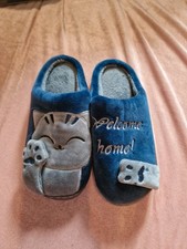 Boys cat slippers - size 36/37 (UK 3-4)
