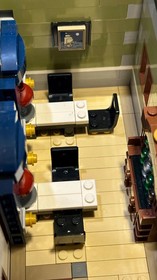 Lego Parisian Restaurant 10243 Modular Building Creator 100% Complete Set Toy