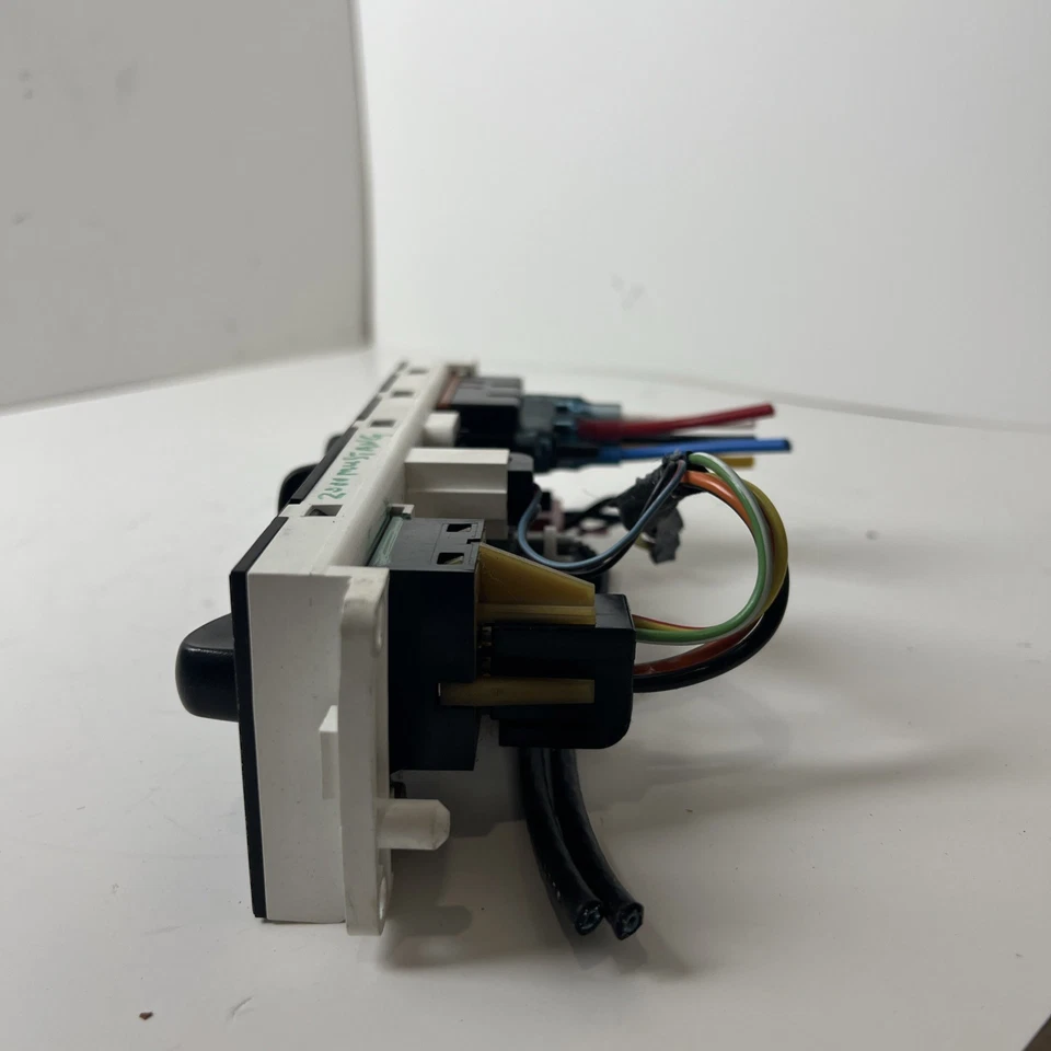 2000 FORD MUSTANG CLIMATE CONTROL TEMP MODULE HEAT AC OEM - Image 4 of 4