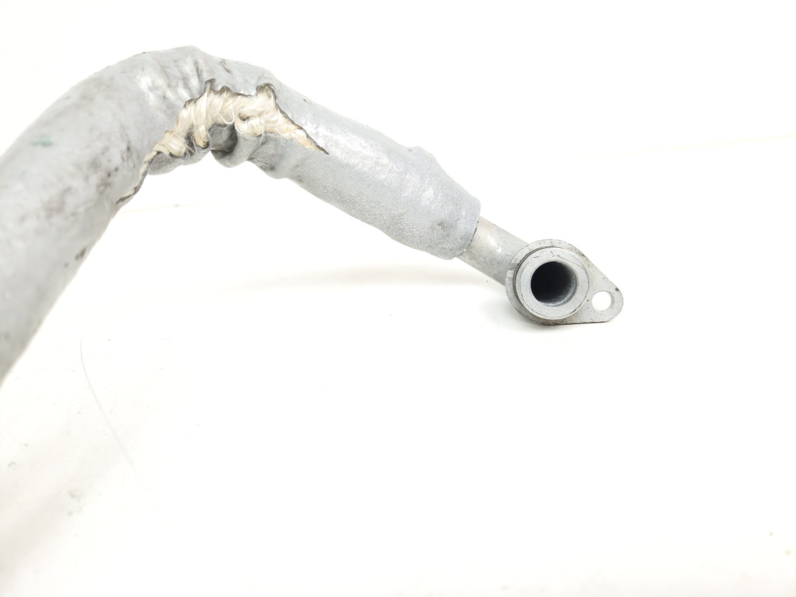 2015-2017 MCLAREN 675LT COOLANT WATER HOSE PIPE 13F0528CP OEM