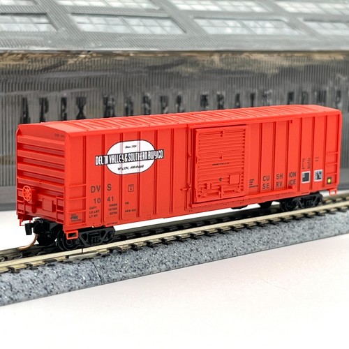 Micro-Trains Escala N Delta Valley Southern 50 ft Rib Side Boxcar DVS 1041 | Zustand: Used