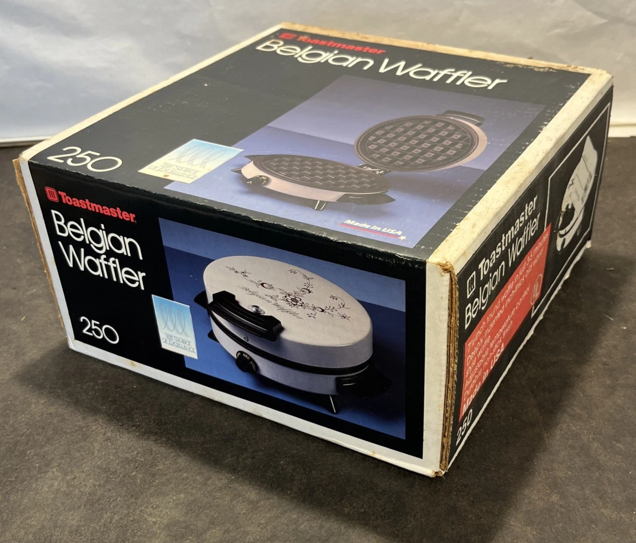 Vtg Toastmaster Belgian Waffler 250 Round Waffle Maker Floral Design NEW SEALED