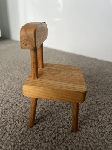 Vintage Mini Wooden Chair Dolls House/Barbie Furniture - Picture 4 of 10