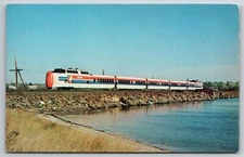 Amtrak Yankee Clipper United Aircraft Co Turbo Shore Line Stonington CT Postcard