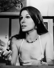 SUSAN ST JAMES - 8"X10" PHOTOGRAPH