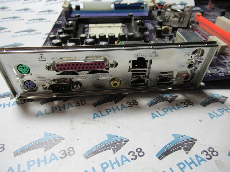 ECS NFORCE4-A939 NVIDIA NFORCE4 Scheda Madre ATX Socket 939 Con 4 Slot DDR1 RAM - Immagine 2 di 2