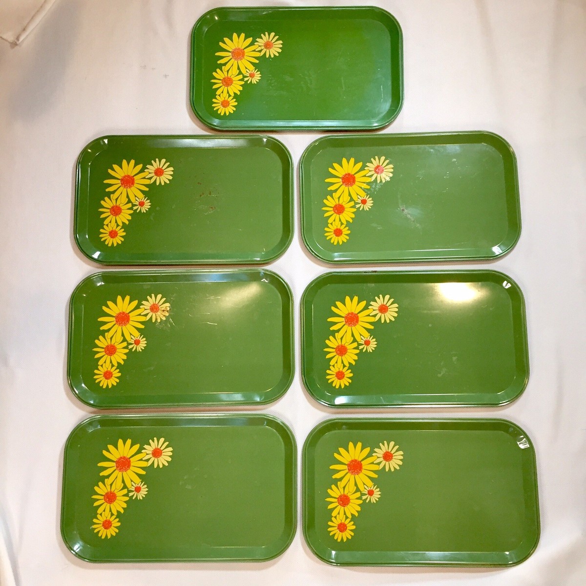60s Metal Tin Groovy Trays Avocado Green Daisy Floral Stacking Set