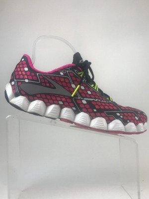 brooks tennis shoes mens