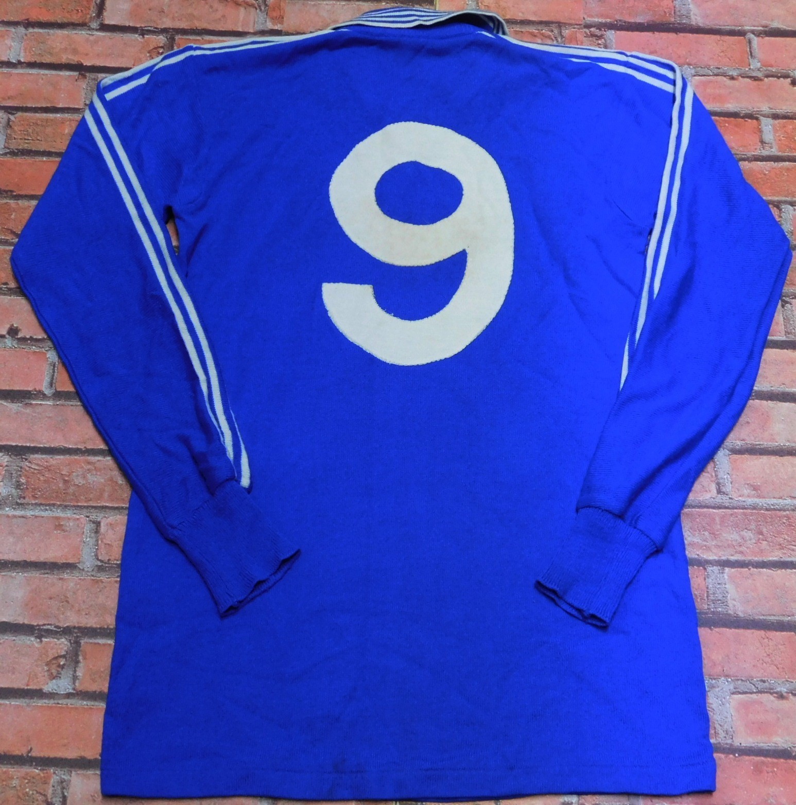 Ennerre NR No. 9 Vintage Soccer Jersey Shirt, Made in Italy, Size L (513)
