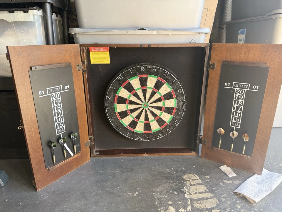 Barrington Chatham Bristle Dart Board and Cabinet Set Wooden - Image 2 of 4