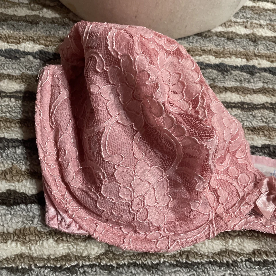 Warners Pink Lace Lacey underwire, Spandex, Sexy Bra 38D Vintage 💗 - Image 3 of 4