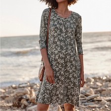 Garnet Hill Seamed Knit Trapeze Dress Olive Dot Floral 3/4 Sleeves Size Small