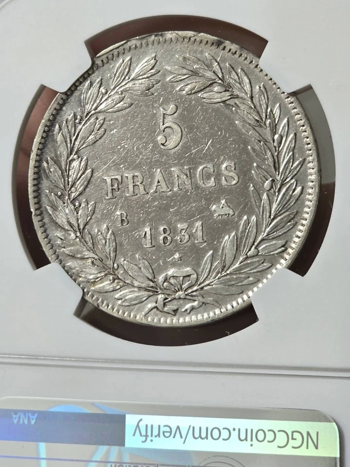 1831B Francia 5 francos cabeza desnuda incuse NGC XF detalles limpios Foto 2 de 3