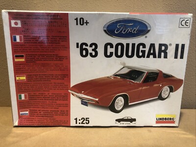 Lindberg Ford '63 Cougar II Concept Car Kit # 72162  1/25  1996  Made In USA
