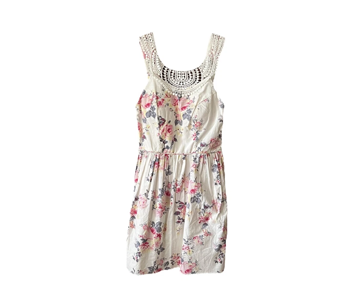 No boundaries clearance crochet back dress