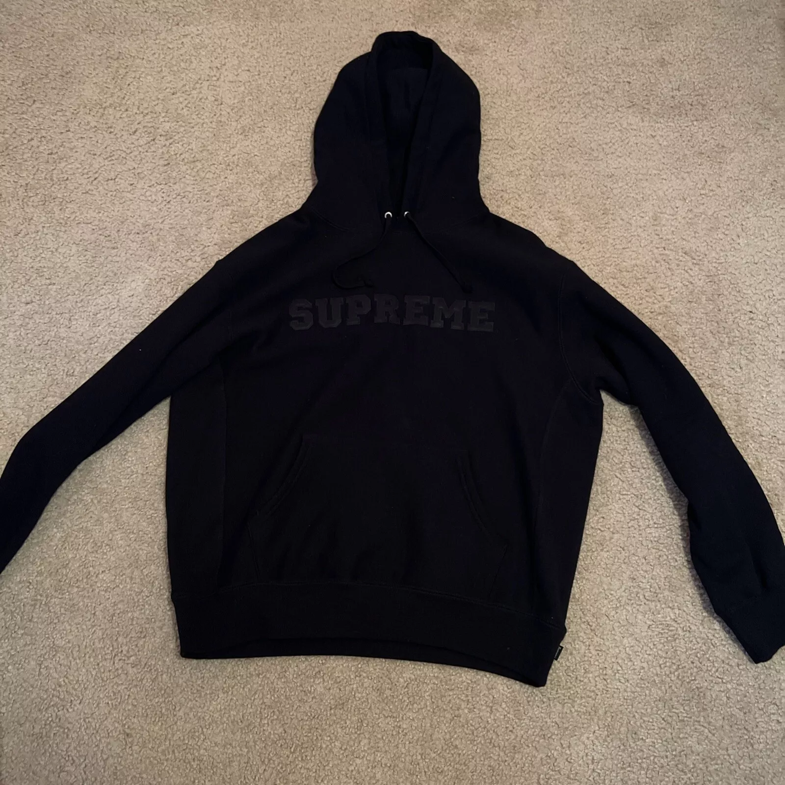 Sweat à capuche Supreme Collegiate   Taille Medium ( Authentique)