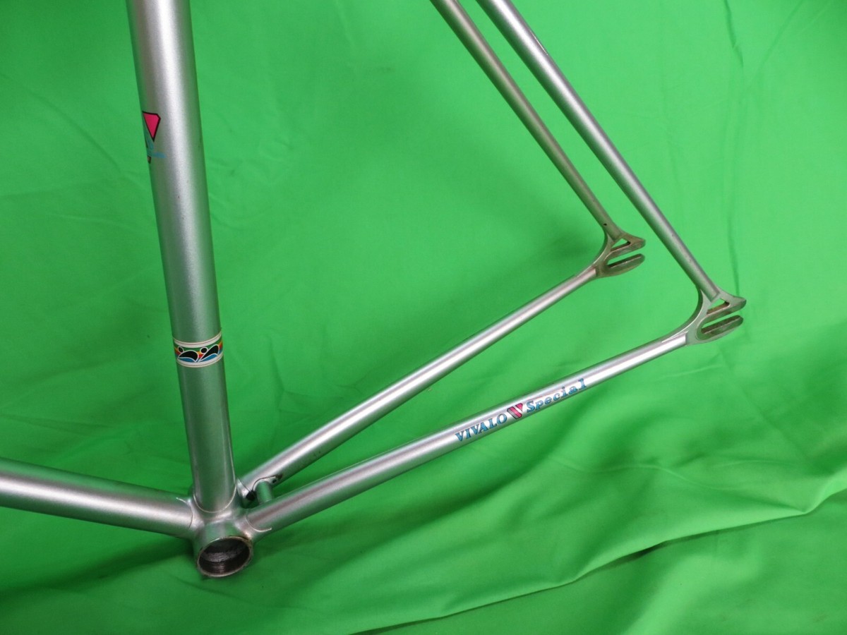 s-l1200.jpg s-l1200.jpg