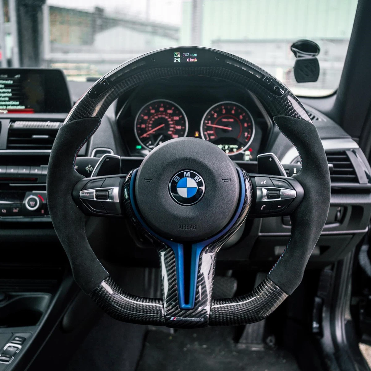 BMW F87 M2competition LENKRAD BMW ALCANTARA CARBON DISPLAY Canton