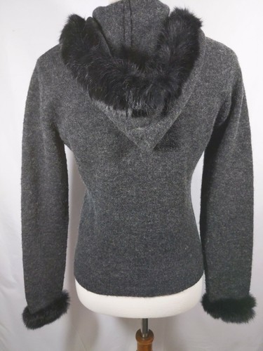 Vintage Y2k Alexandra Bartlett Gray & Black Fuzzy Faux Fur Trim Zip Sweater - S - Picture 5 of 11