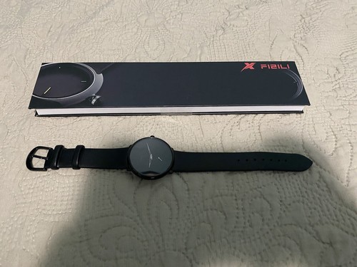 CRRJU Black Dial Round Case Black Leather Band Watch - Picture 4 of 5