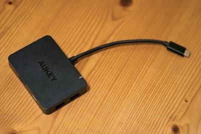 AUKEY CB-C58 | USB-C Hub -  4x USB 3.0, HDMI, PD