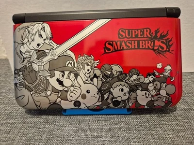 Nintendo 3DS XL ° Super Smash Bros. Edition ° Sammlerzustand - Bild 1 von 4