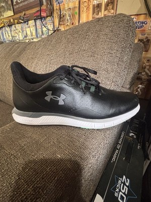Under Armour Men s Low Top Lace-Up Athletic Sneaker Black/White/Green