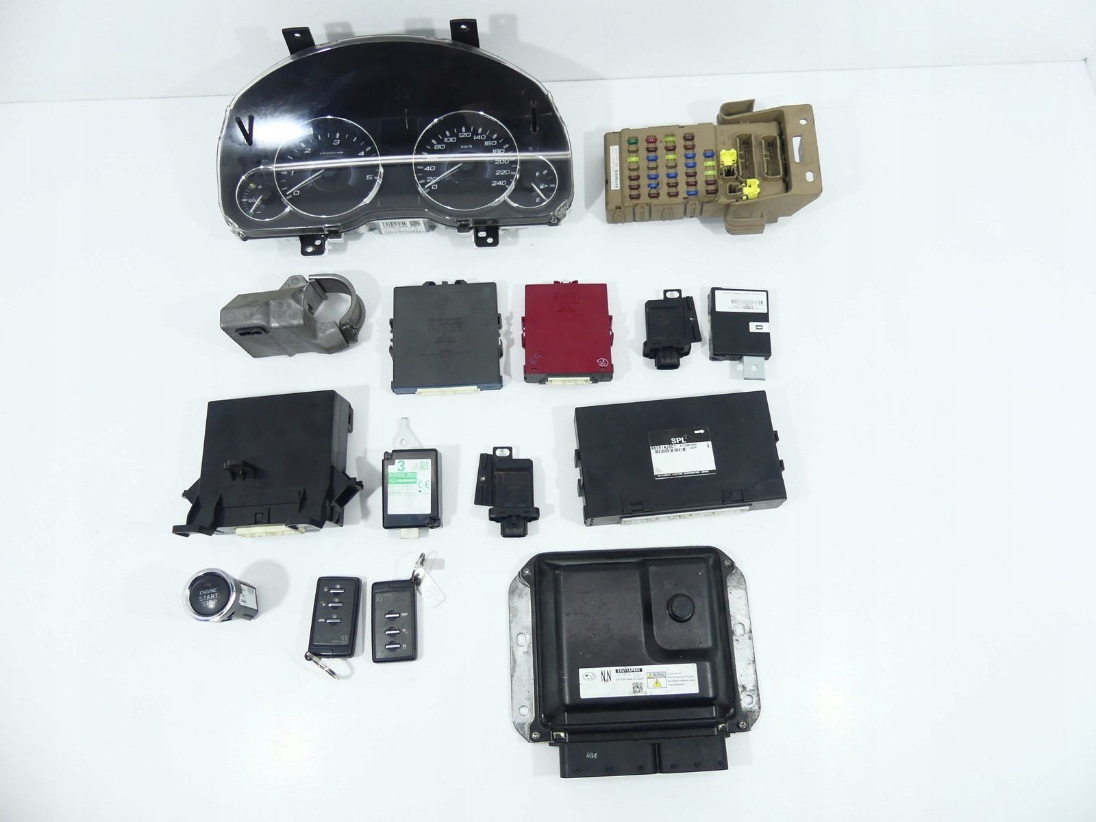 OUTBACK IV 2.0D COMPUTER 275800-9843 26611AP841