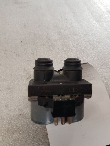 1998 -02 Mercedes-Benz E320 - Heater Control Valve - 0018307784 - R85383 - Picture 5 of 6