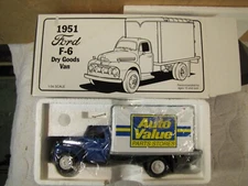 FIRST GEAR Red Star 1951 FORD F-6 Dry Goods Van 1/34 scale Stock No.19-0102