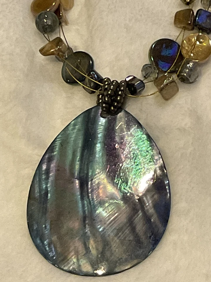 Collar Erica Lyons Colgante concha de abulón Cuentas de semillas de varios hilos Hematita Foto 2 de 4