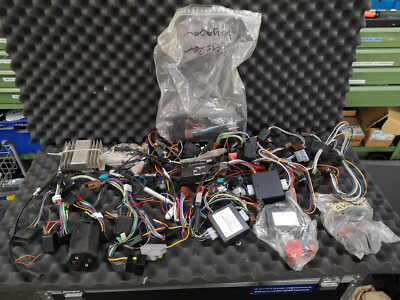 Car Hifi Diverse Adapter und Radioanschlusskabel fürs Auto als Restposten Nr.14