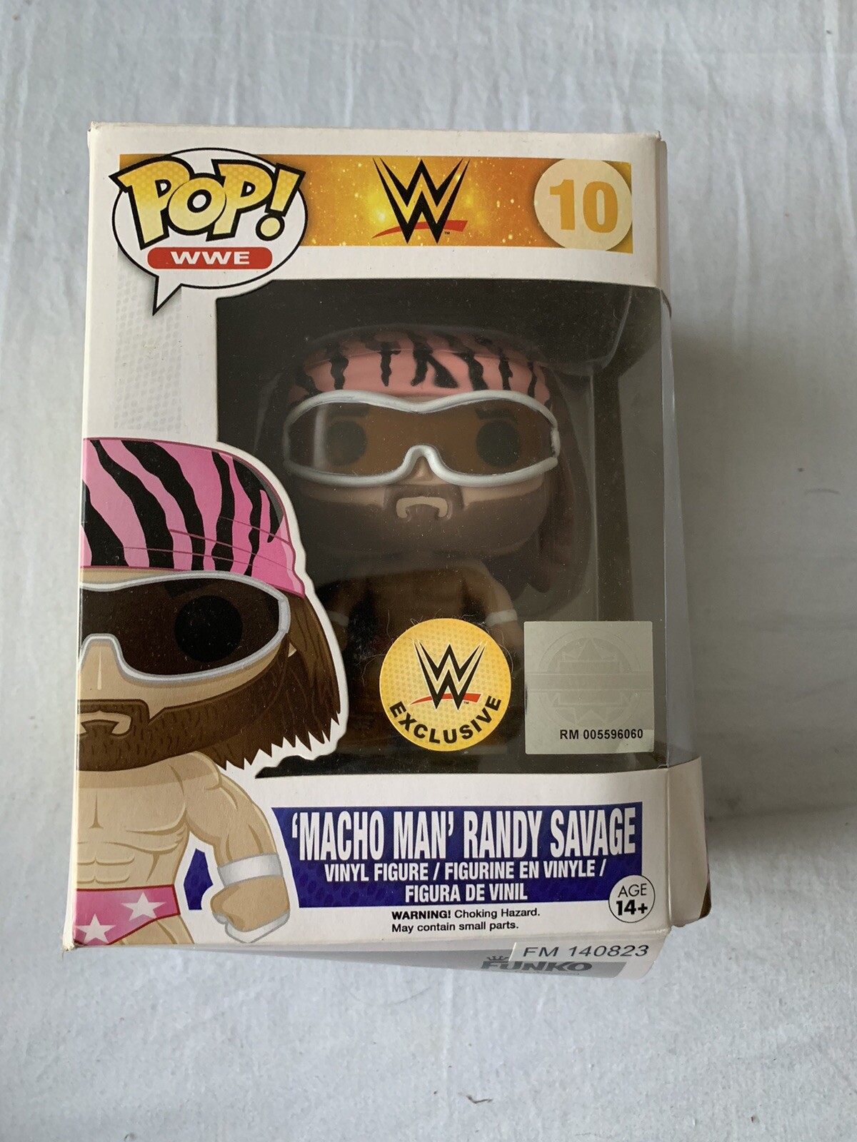 Funko Pop Macho Man Randy Savage 10 Pink Trunks Wwe Exclusive Rare Damaged Box