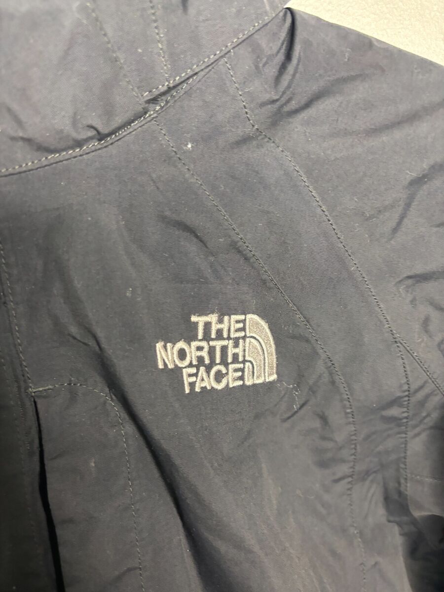 The North Face 2008 Women's Hyvent Full Zip Shell Jacket The North Face 2008 Women's Hyvent Full Zip Shell Jacket