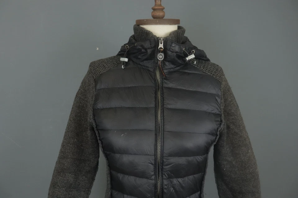 Chaqueta acolchada con capucha cremallera completa bolsillo tejido negro Parajumpers talla S Foto 2 de 4