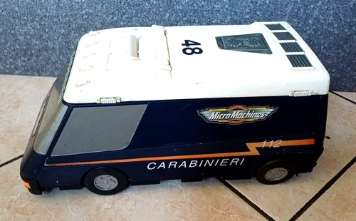 Vintage 1991 Micro Machines Camper Città Carabinieri Galoob